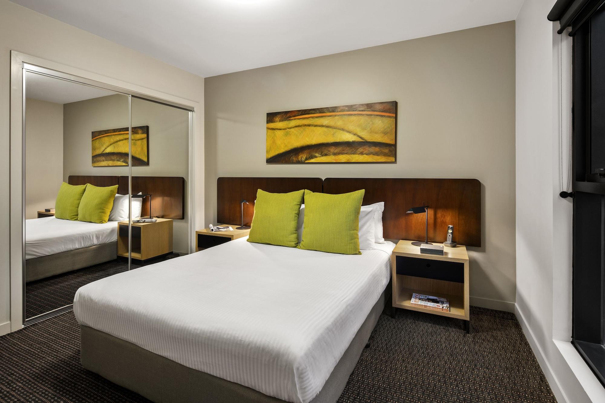 Quest Docklands Aparthotel Melbourne Exterior foto