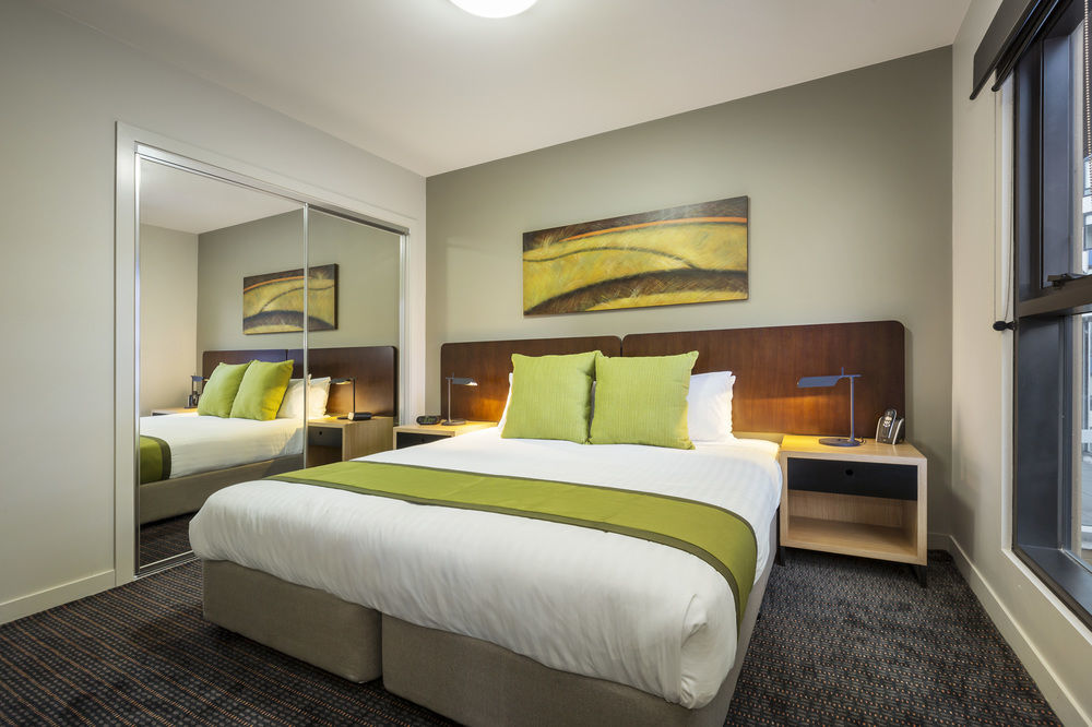 Quest Docklands Aparthotel Melbourne Exterior foto